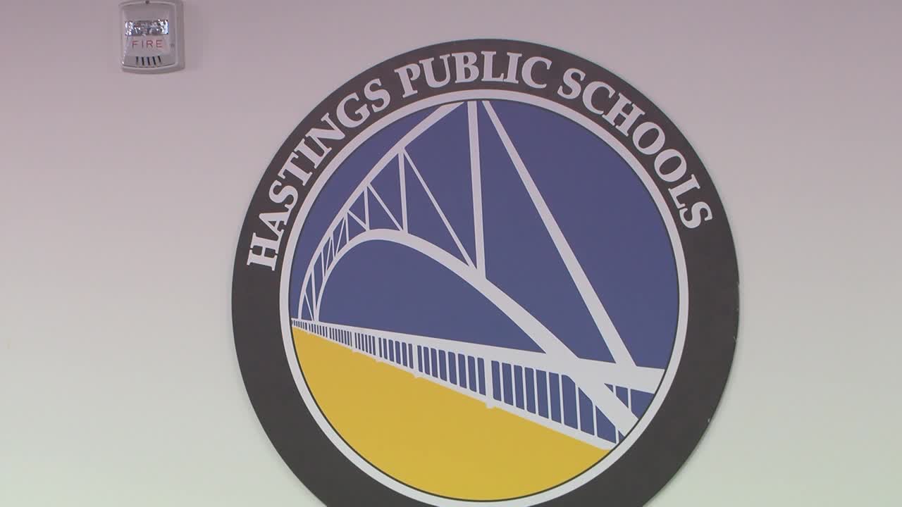 Hastings school officials discuss policy change on what’s allowed on school walls — KSTP 5 — Gopher, Richardson Schools news