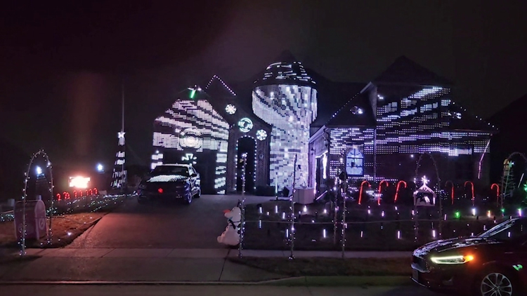 Sachse family known for Christmas light display prepares to move — WFAA (Dallas-Fort Worth), Richardson Community news