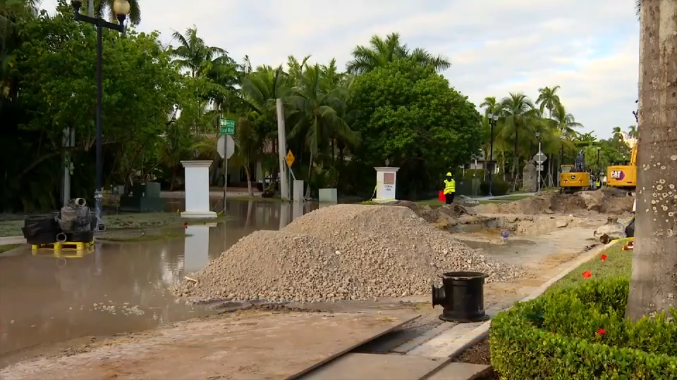 Repairs underway for water leak near Las Olas Blvd at Coral Way — WSVN 7 Broward, Richardson Community news