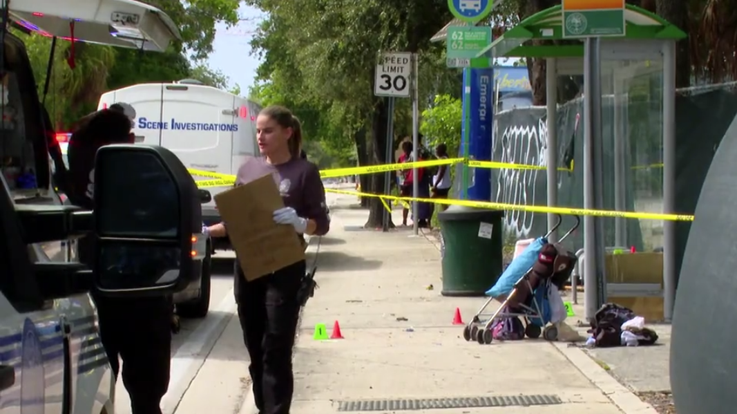 Attacker, victim injured in stabbing at Miami bus stop — WSVN 7 Miami-Dade, Richardson Community news